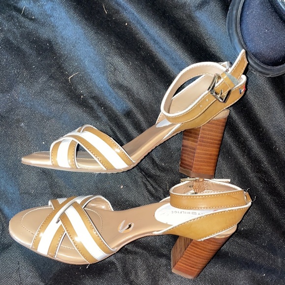 Tommy Hilfiger Fierce2 Slingback Sandal | 6 - Picture 8 of 10